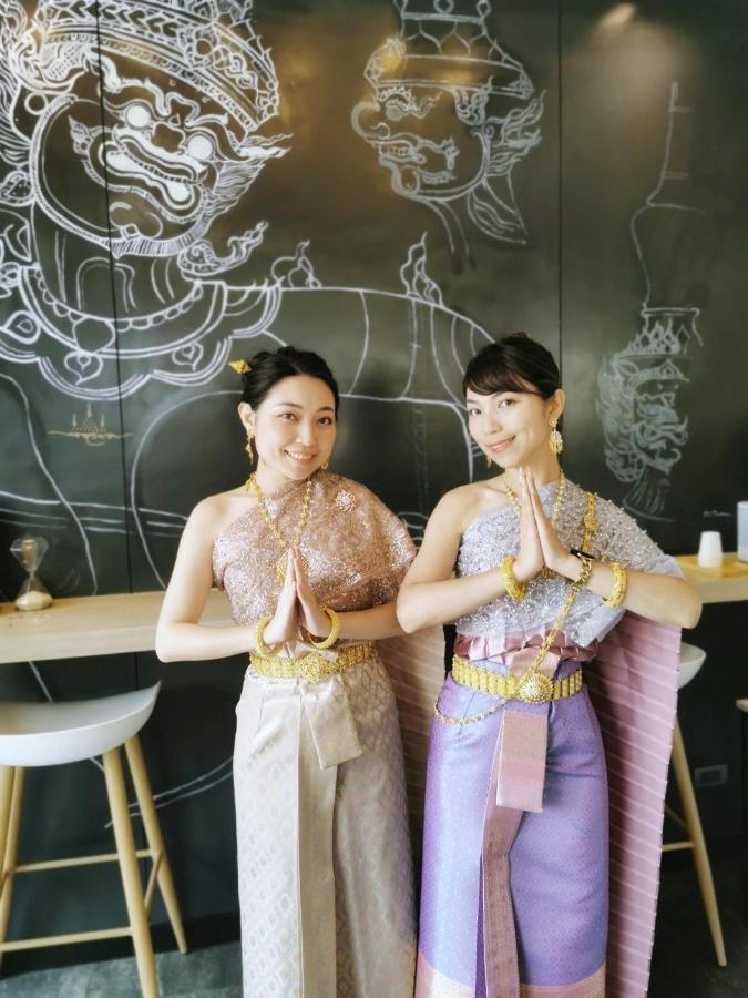 Yakthai Poshtel Bangkok Exteriör bild