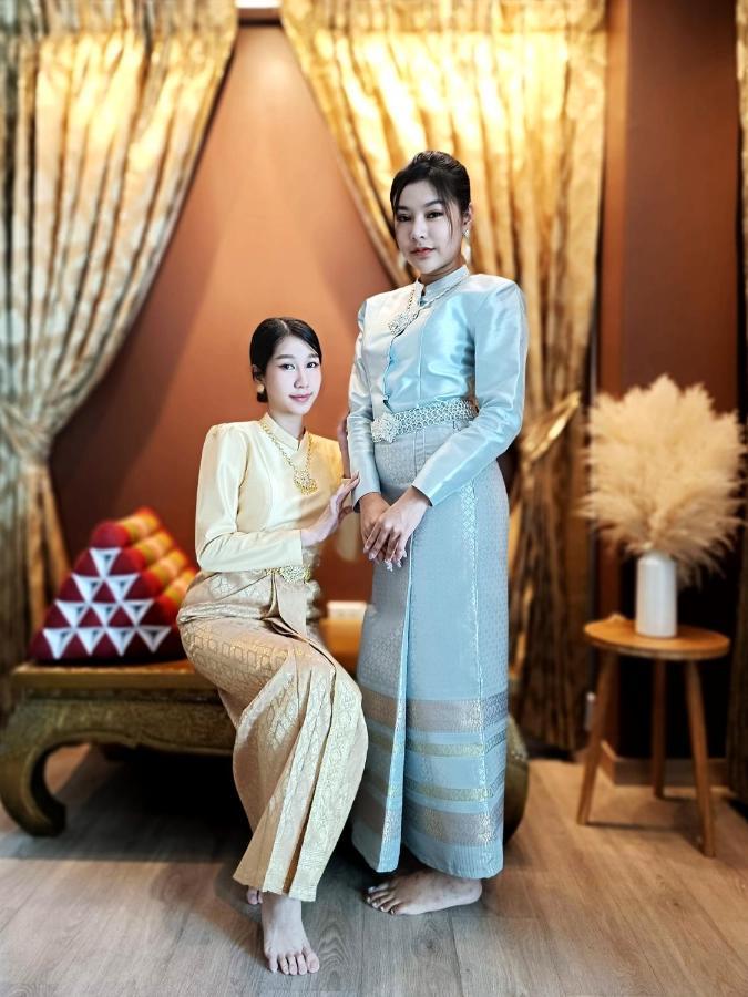 Yakthai Poshtel Bangkok Exteriör bild