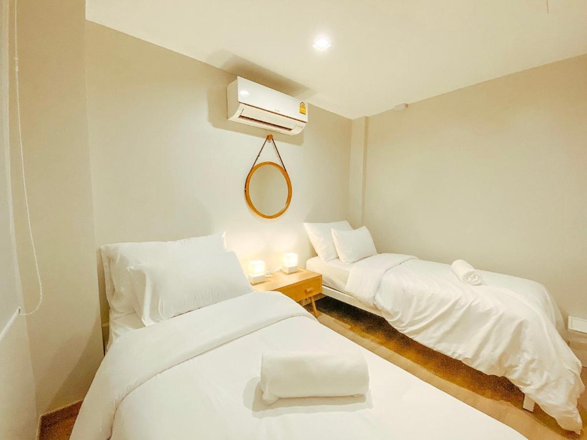 Yakthai Poshtel Bangkok Exteriör bild