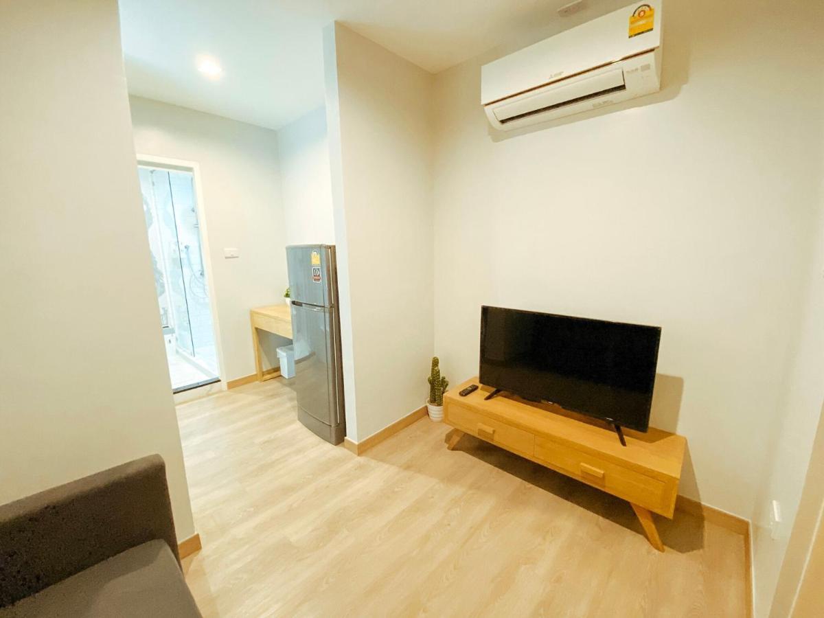 Yakthai Poshtel Bangkok Exteriör bild